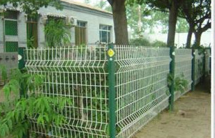 护栏网产品全解析 价格、厂家与金属网应用